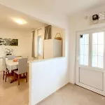 2 Bedroom Lovely In * Veliko Brdo (Makarska)