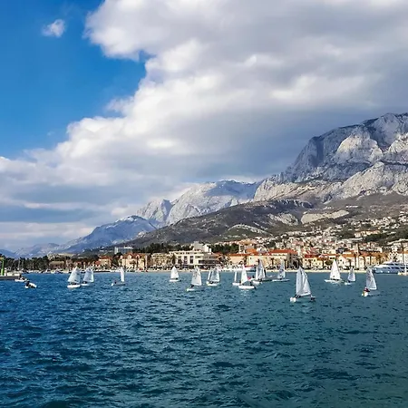 Apartmán 2 Bedroom Lovely In Veliko Brdo (Makarska)